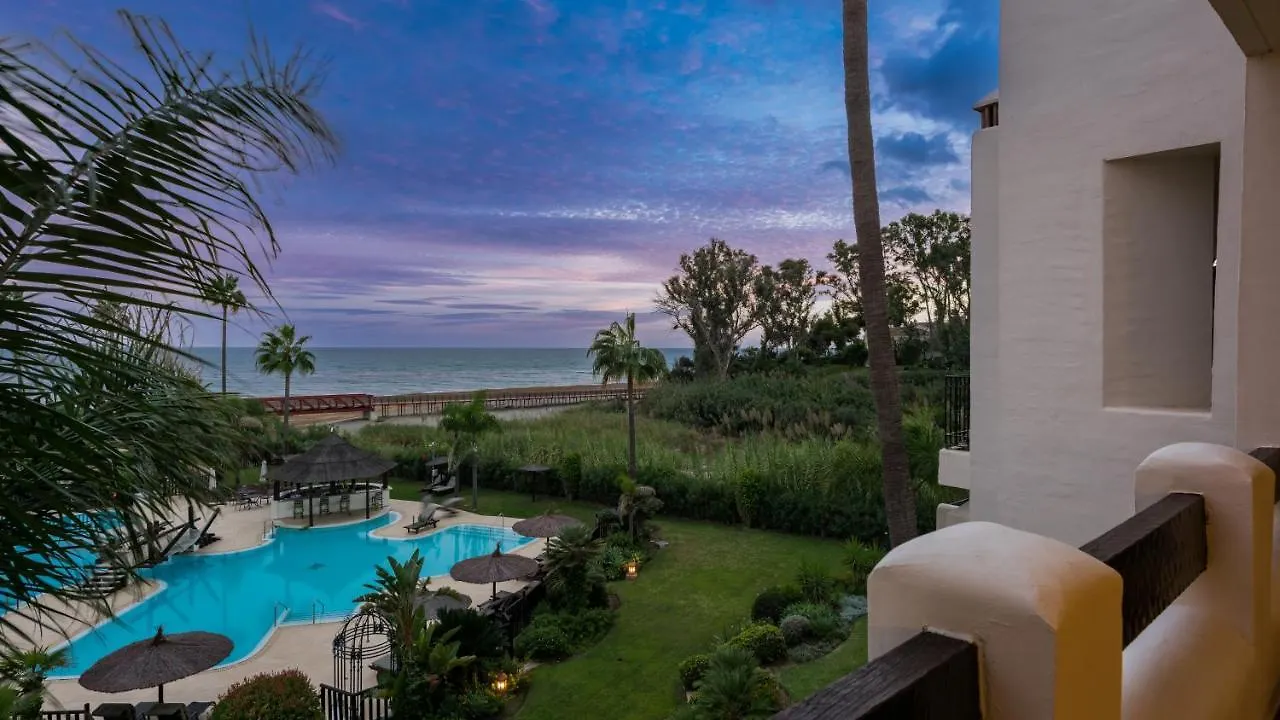 Frontline Luxury 10 Mins From Puerto Banus Rdr303 Apartment Estepona