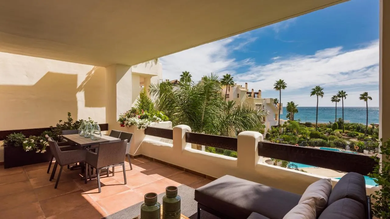 Frontline Luxury 10 Mins From Puerto Banus Rdr303 Apartment Estepona 0*,