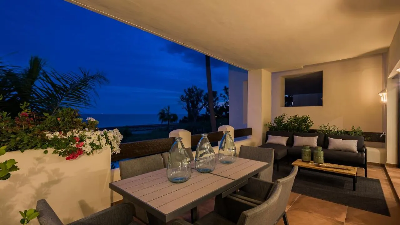 Frontline Luxury 10 Mins From Puerto Banus Rdr303 Apartment Estepona